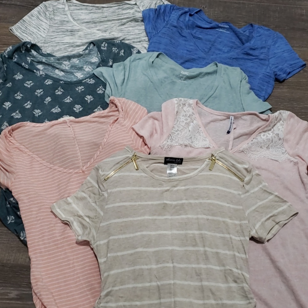 Maternity tee bundle. Sizes S and XS